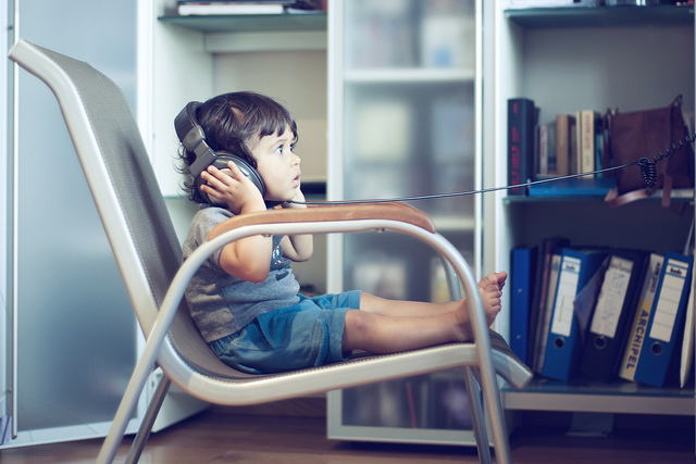 7 Tips to Improve Your Child’s Listening Comprehension Skills