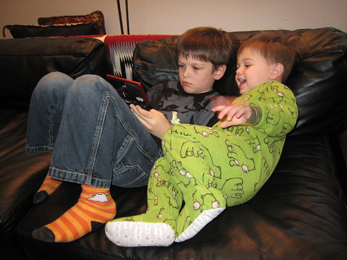 6 Reasons Why You Should Let Your Kids Play Video Games